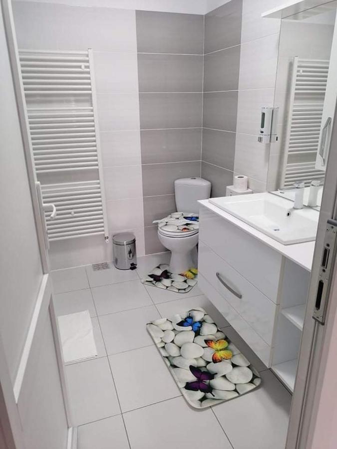 Appartement Happy House à Hunedoara Extérieur photo